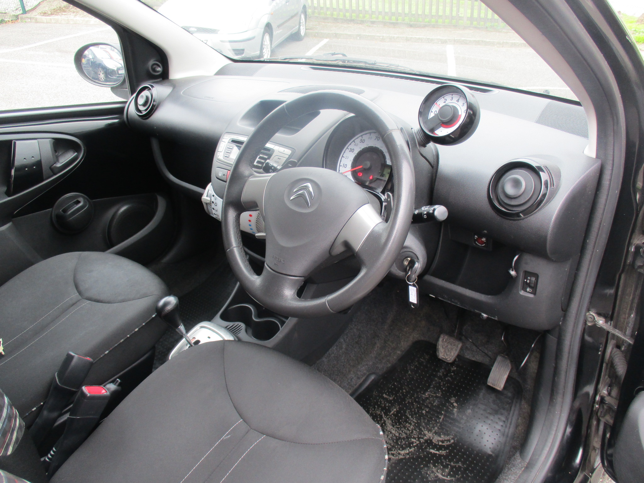 CITROEN C1 1.0 VTR PLUS (AUTO) 2013
